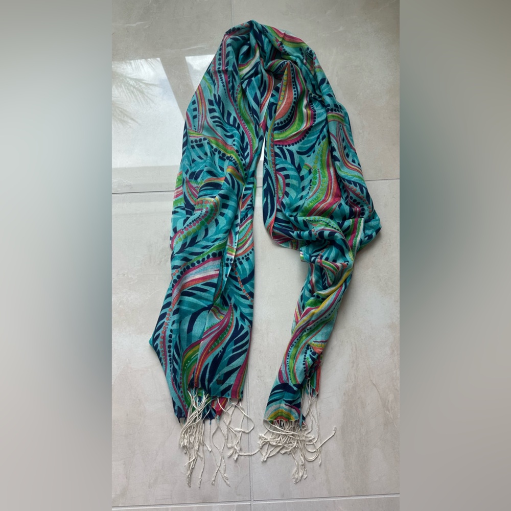 Lilly Pulitzer Paisley Print Scarf - Picture 4 of 4
